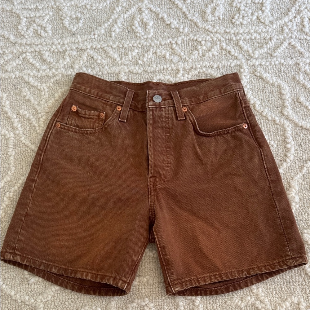 Levi 501 Shorts - Tan